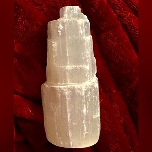 Selenite Cake Tower